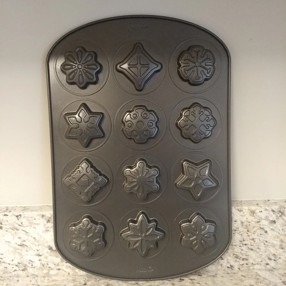 WILTON Cookie Pan Snowflake
